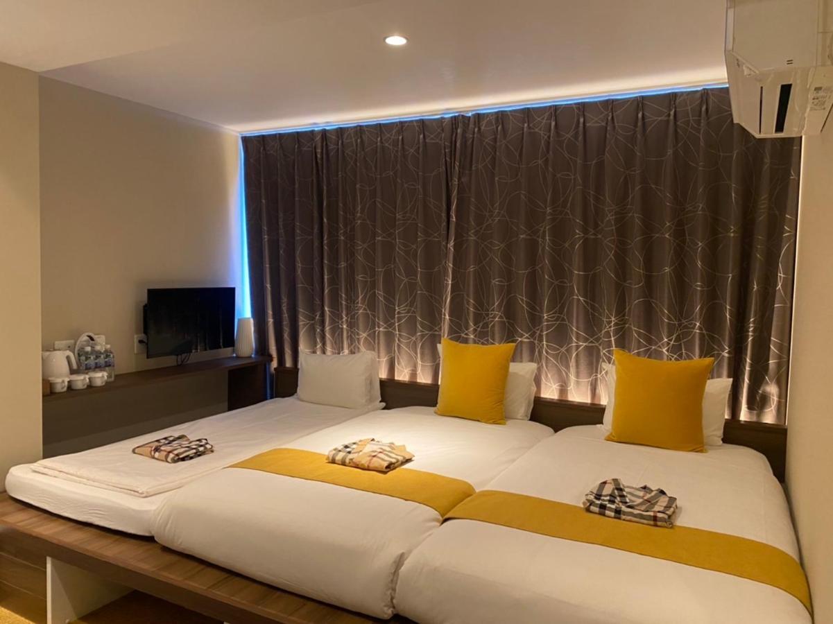 Culti Earl Hotel Osaka Exteriör bild